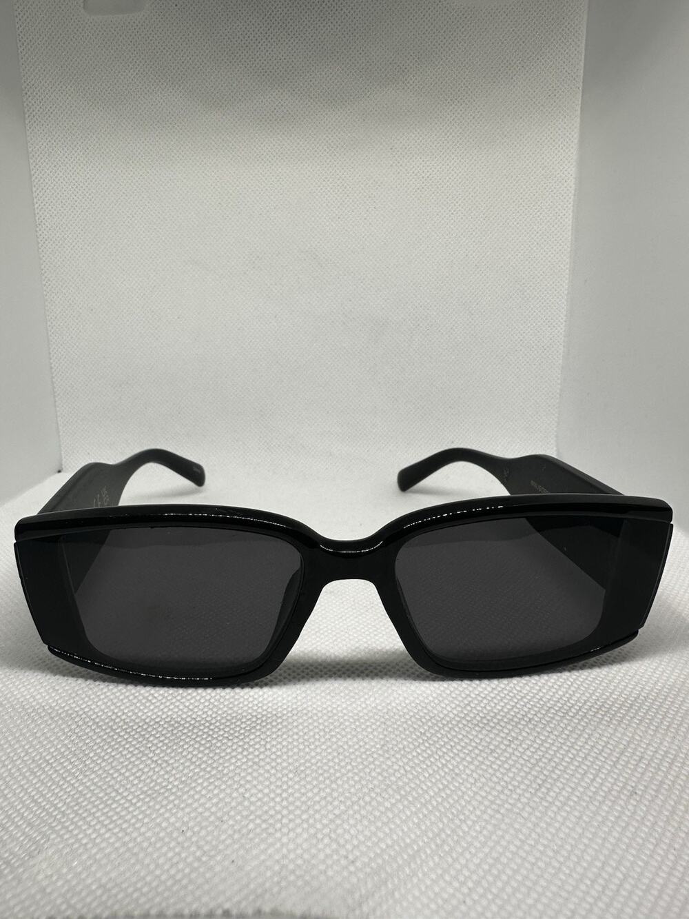 Jessica Simpson J6248 OX Oversized Square Sunglasses Black Brown Gradient Womens